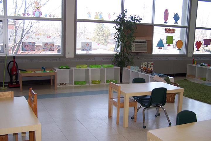 The Shamrock room, the toddler classroom at Future Scholars Montessori Academy (2 of 4)
