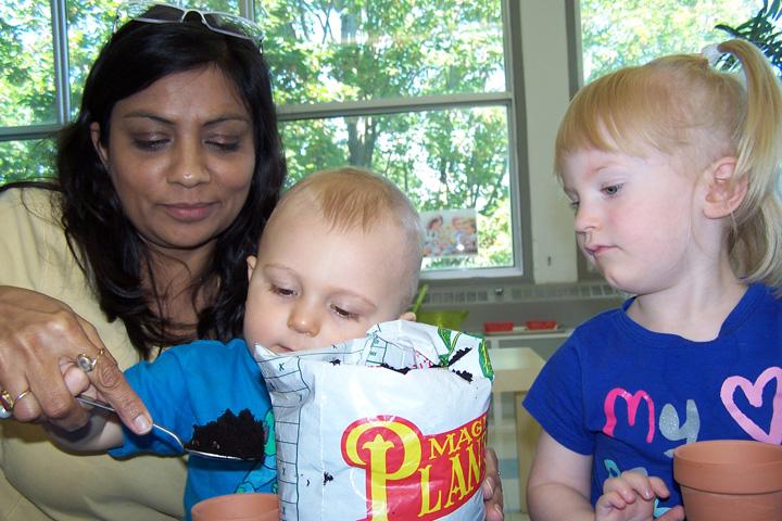 Children gardening at Future Scholars Montessori Academy (5 of 7)