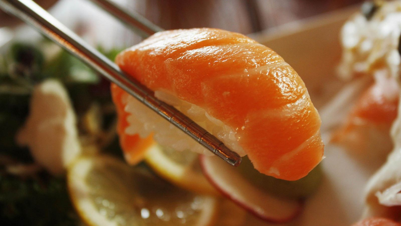 How to Use Chopsticks in Japan: A Step-by-Step Guide