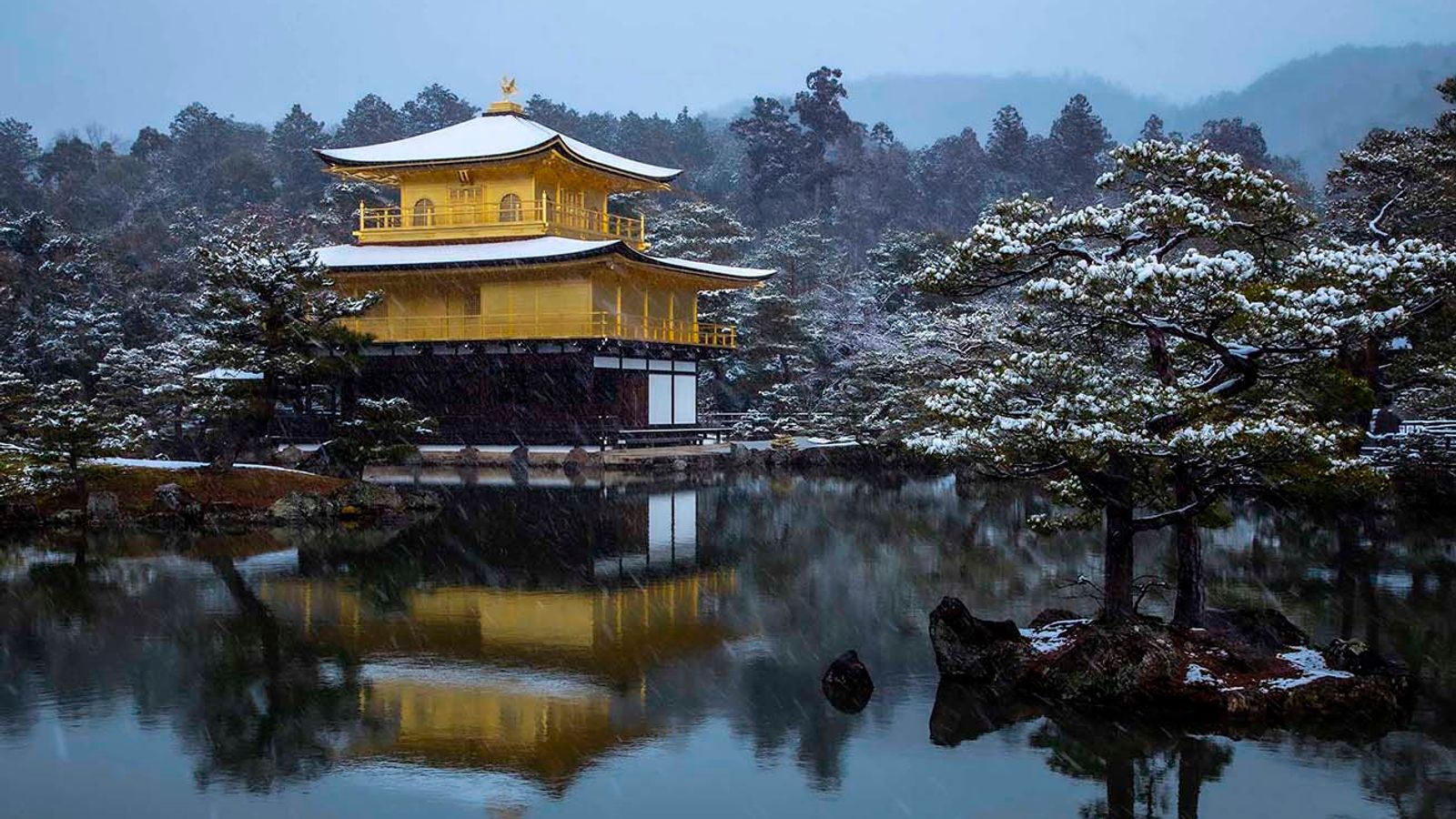 Kinkaku-ji Temple of Kyoto: How to Enjoy the Golden Pavilion