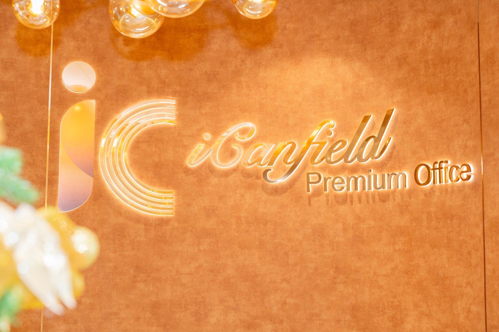 Biển hiệu iCanfield Premium Office