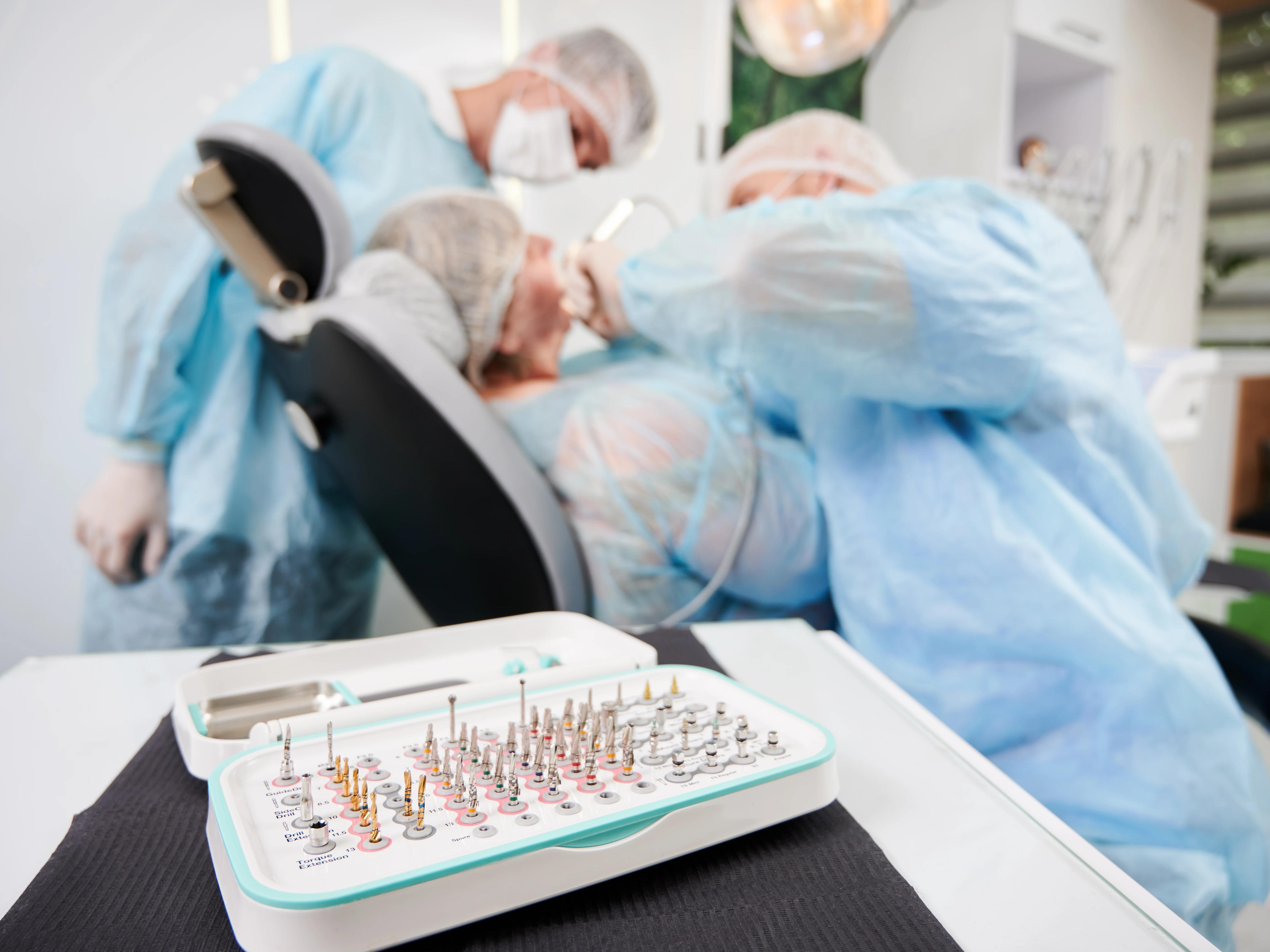 dental implant treatment procedure