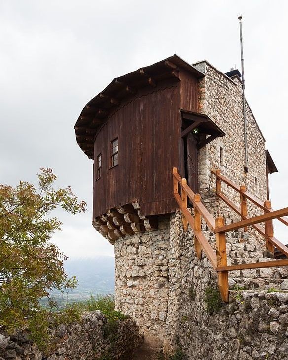 A stone tower in Petrele