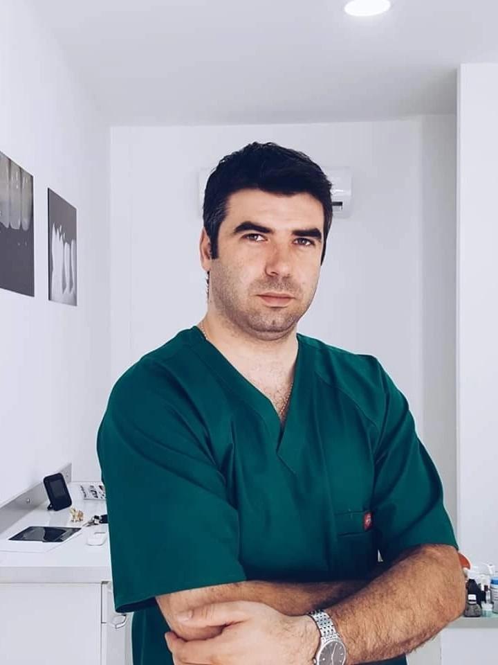 Dr Raqi Keçi 