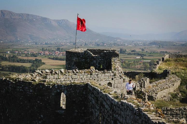 Rozafa castle, one of the must-visit historical sites in Albania