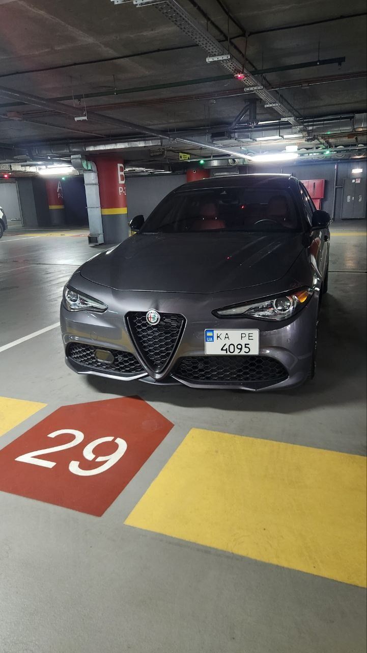 Alfa Romeo Giulia из США