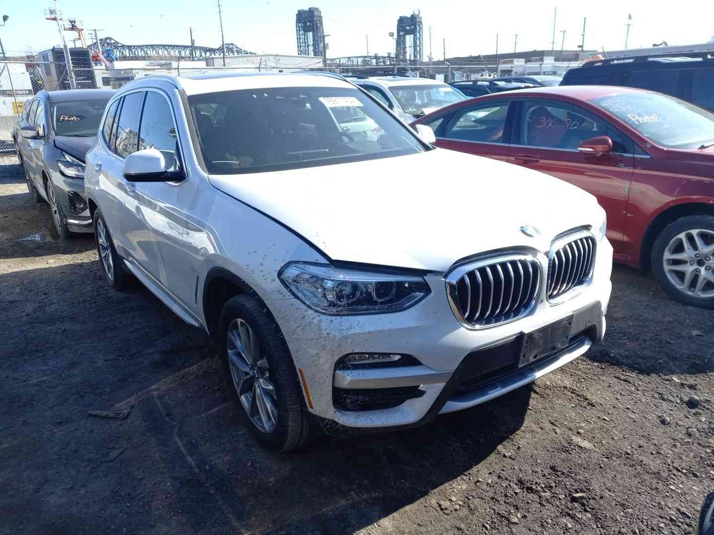 BMW X3 из США