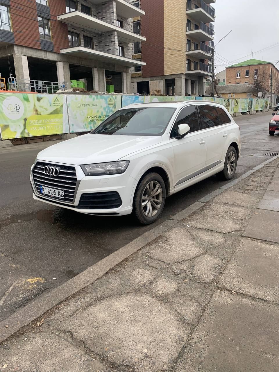 Audi Q7 из США