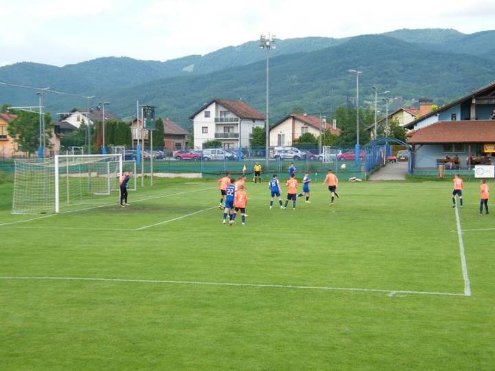 NK Bistra – pioniri osvojili kup, a seniori zadržali trećeligaški status - fotografija 2