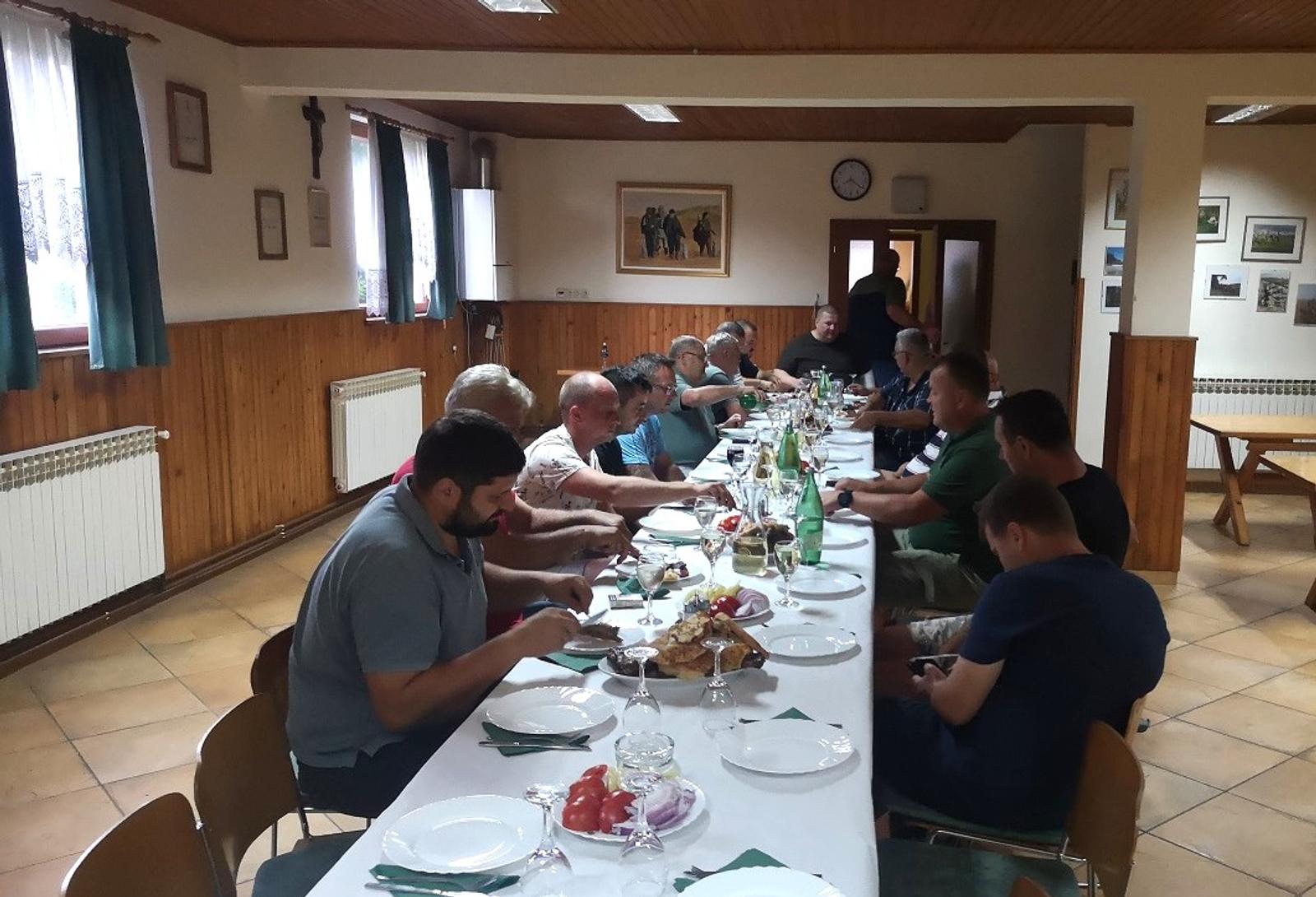 LD Šljuka – druženje s donatorima i sponzorima - fotografija 2