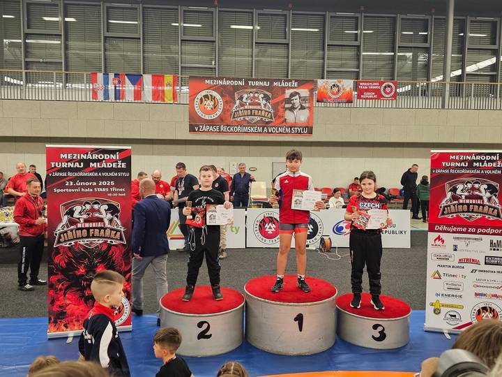 HK Bistra – na turniru u Češkoj osvojili tri nove medalje - fotografija 3