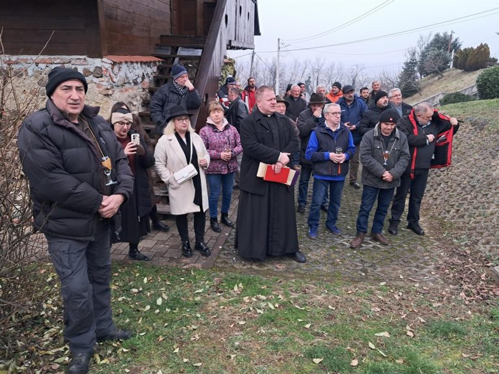 Udruga vinogradara obilježila Vincekovo - fotografija 3