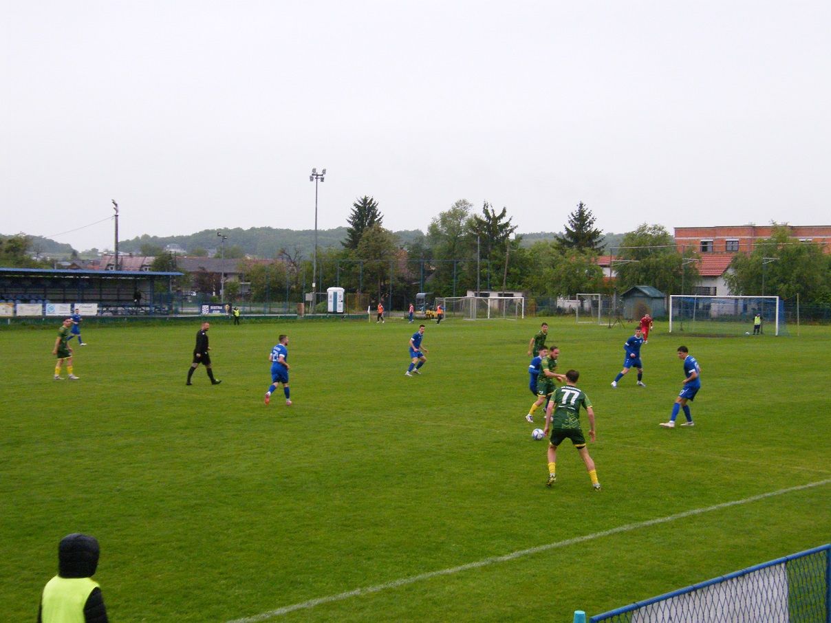 Nogomet – kadeti i juniori izborili Play Off, a seniorima bod iz Krapine