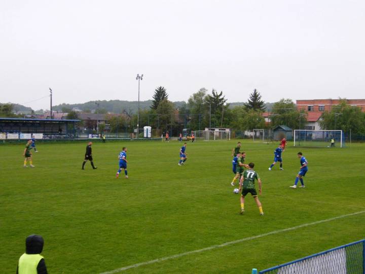 Nogomet – kadeti i juniori izborili Play Off, a seniorima bod iz Krapine - fotografija 1