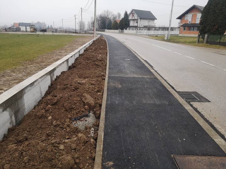 Nogostup spojio Donju Bistru i Bukovje - fotografija 3