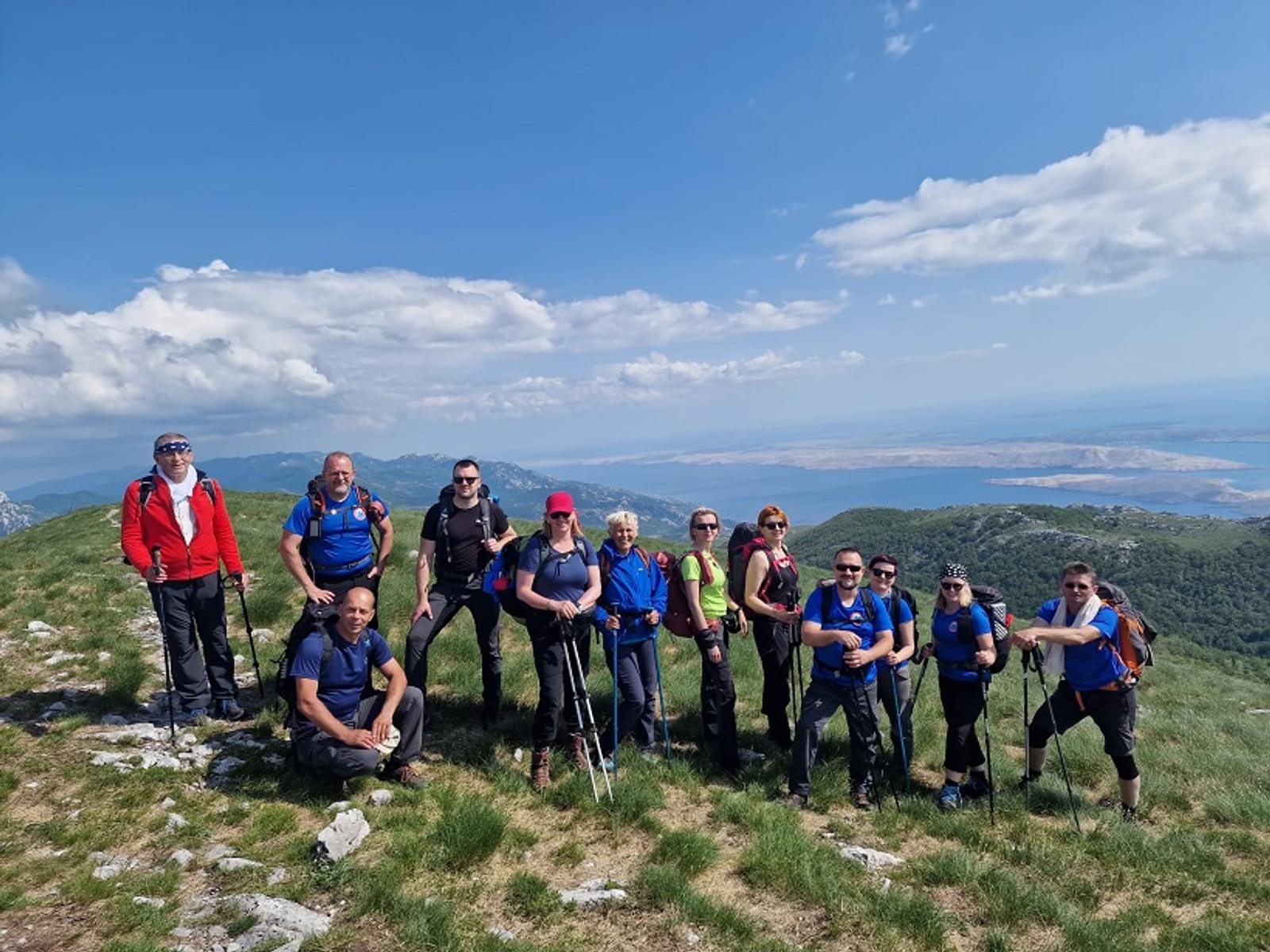 PD Bistra – krajem svibnja pohodili Srednji Velebit - fotografija 3