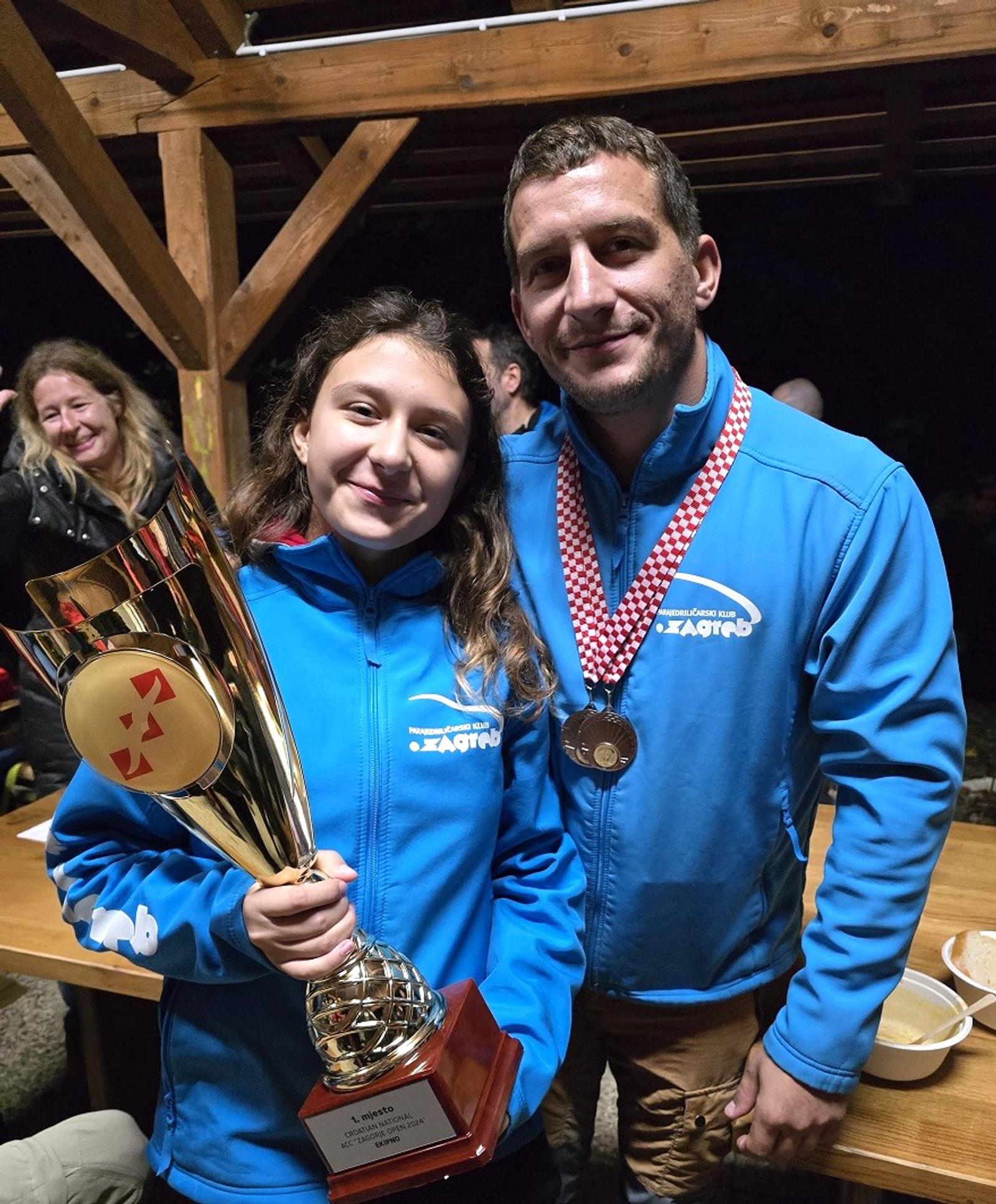 Prvenstvo Hrvatske u preciznom sijetanju paraglajderom – Nikoli Kumiši po jedno zlatno i brončano odličje - fotografija 5