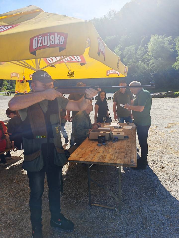 LD Šljuka – održali natjecanje u gađanju glinenih golubova - fotografija 4