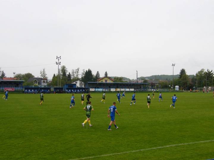 Nogomet – kadeti i juniori izborili Play Off, a seniorima bod iz Krapine - fotografija 2