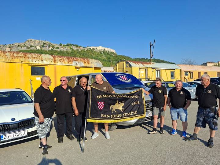 Bistranski branitelji pohodili Knin - fotografija 2