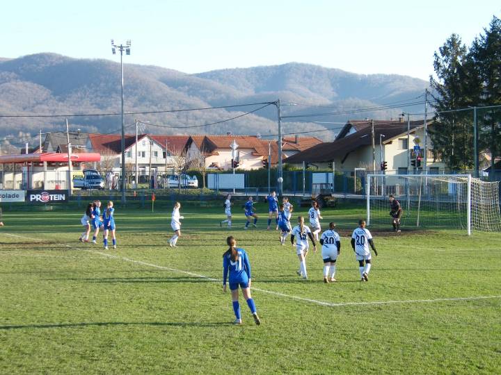 NK Bistra – kadetkinje i seniori zaključili prvenstvo pobjedama - fotografija 5