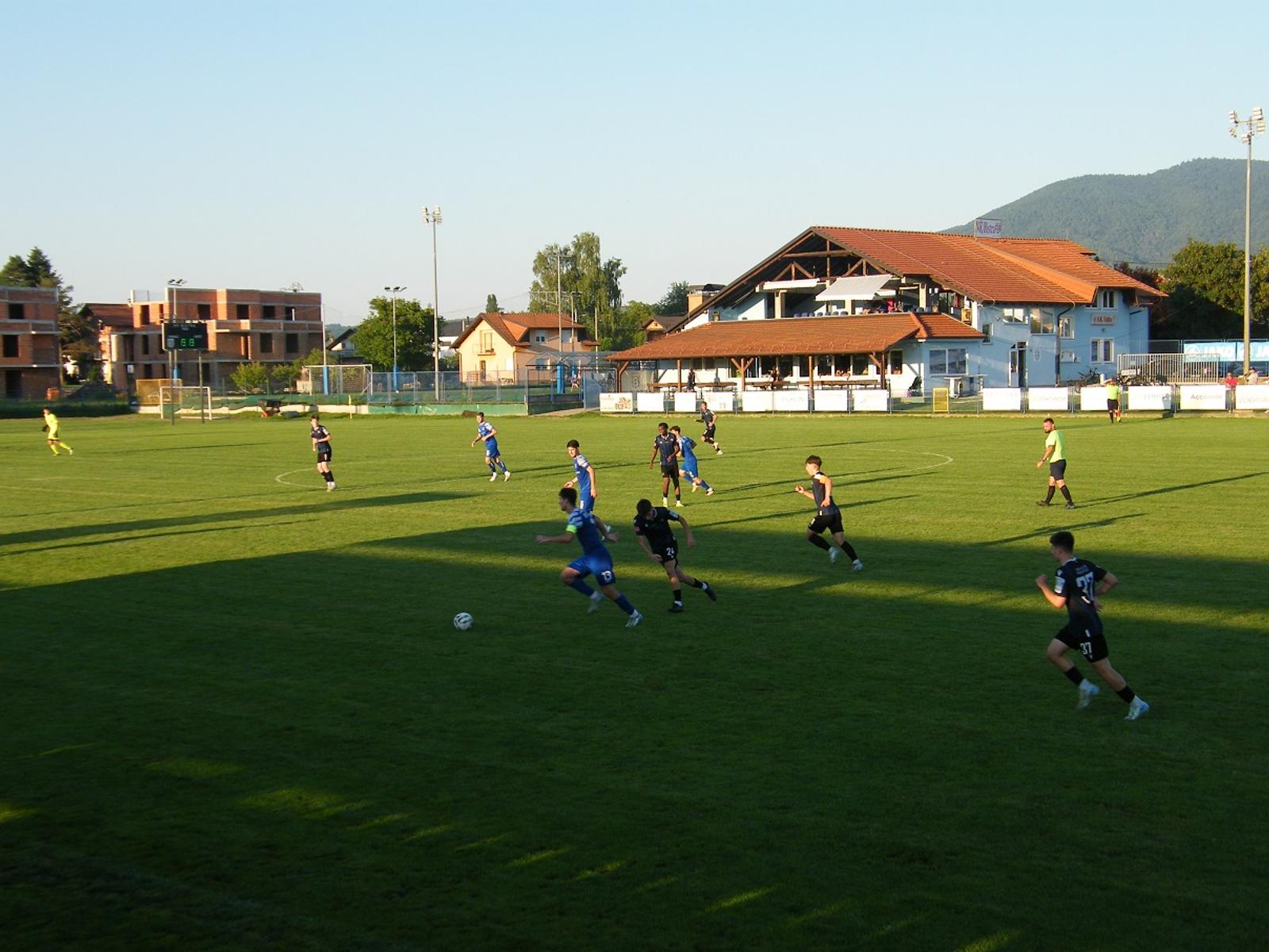 Nogomet – Bistra ugostila Hrvatski dragovoljac - fotografija 2
