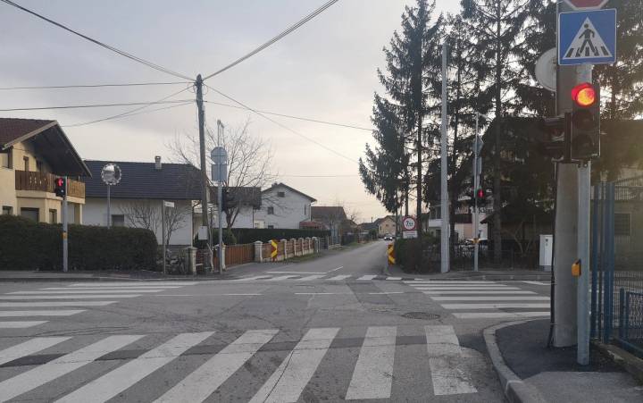Sigurnost u prometu – u Bistri proradio prvi semafor - fotografija 3