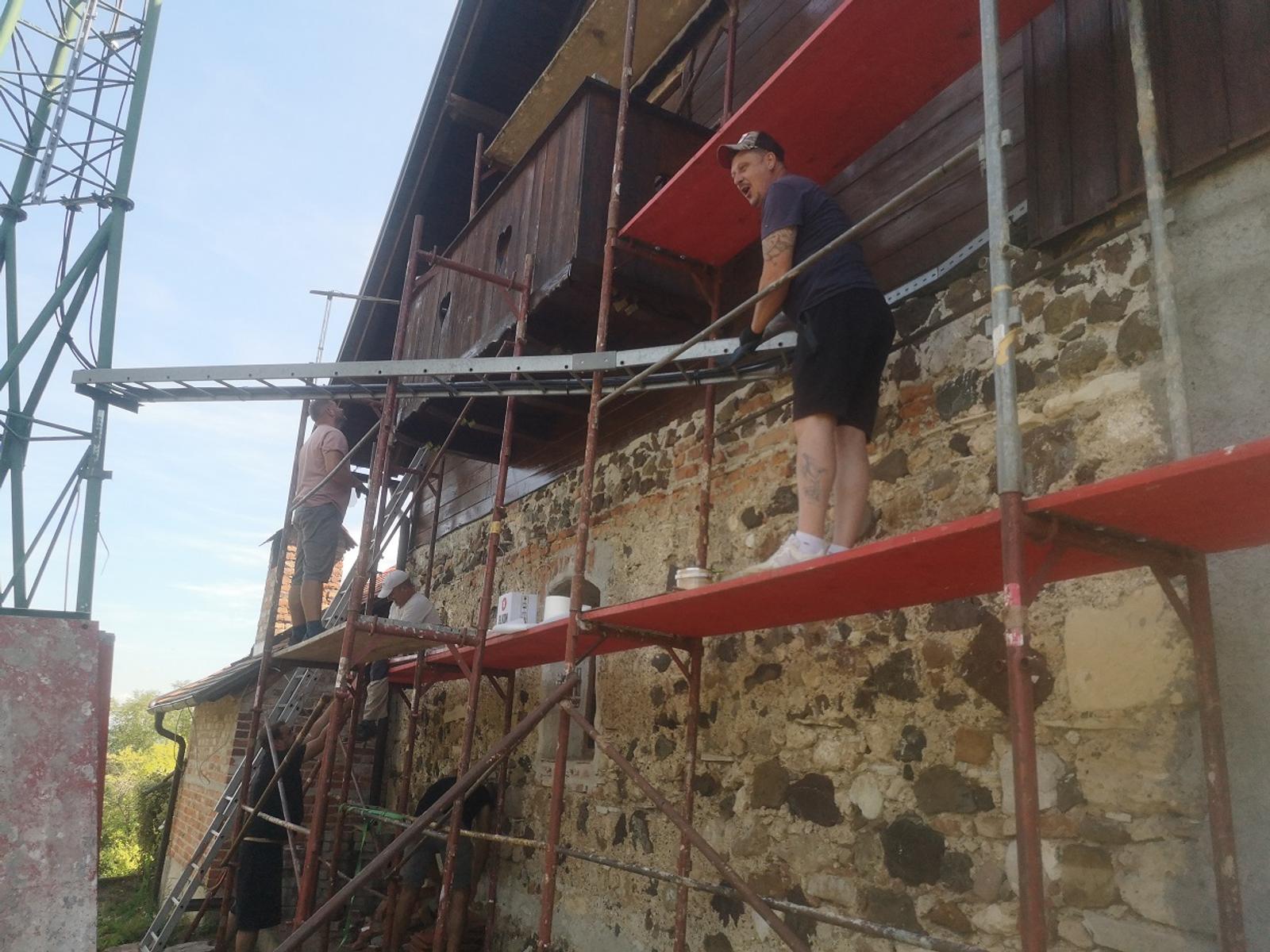 Udruga vinogradara – radnom akcijom do ljepšeg podruma - fotografija 3