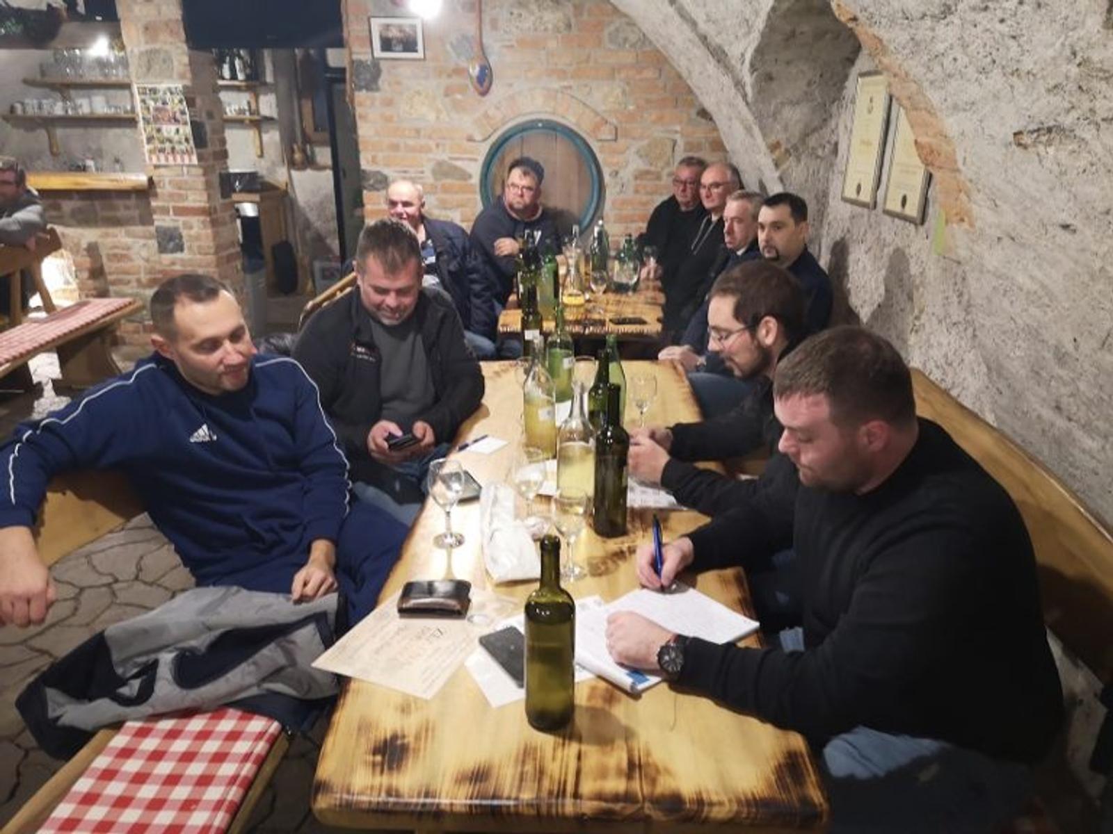 Održano prvo kušanje mladih vina - fotografija 3