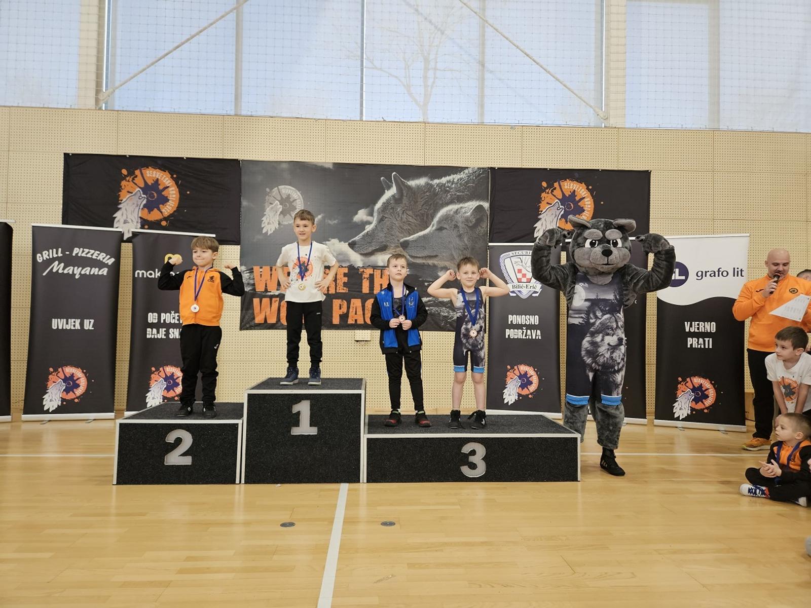 HK Bistra – bistranski hrvači osvojili novih 8 medalja - fotografija 5