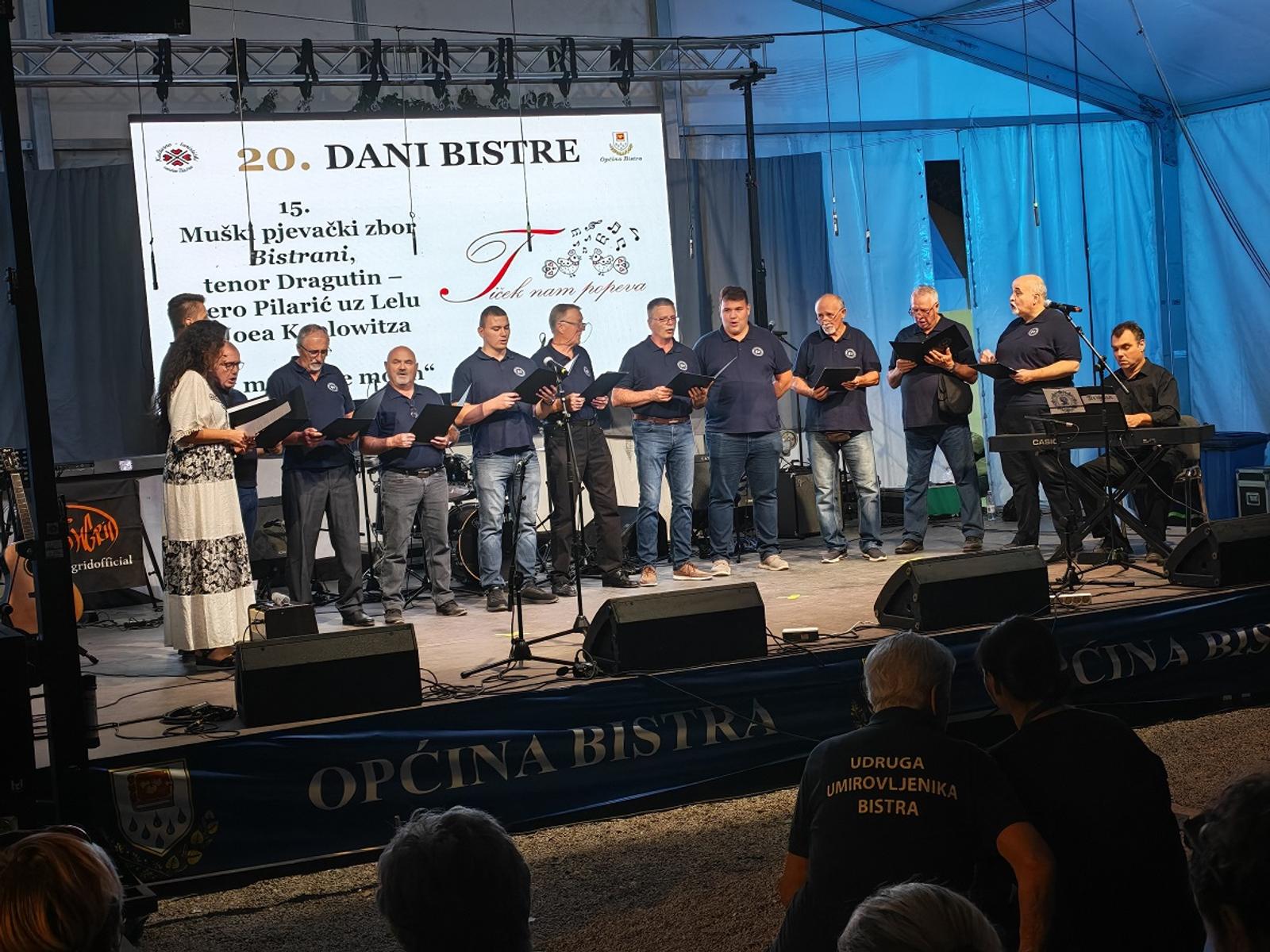 Dani Bistre zaključeni tamburaško-vokalnim programom Tiček nam popeva - fotografija 3