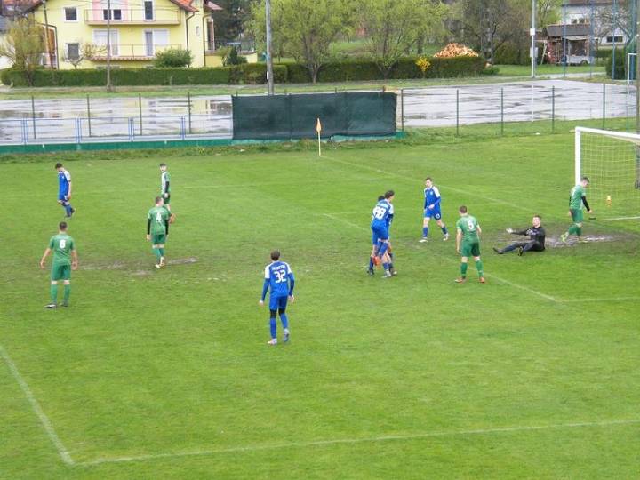 Nogomet – Bistra poražena u Maču - fotografija 2