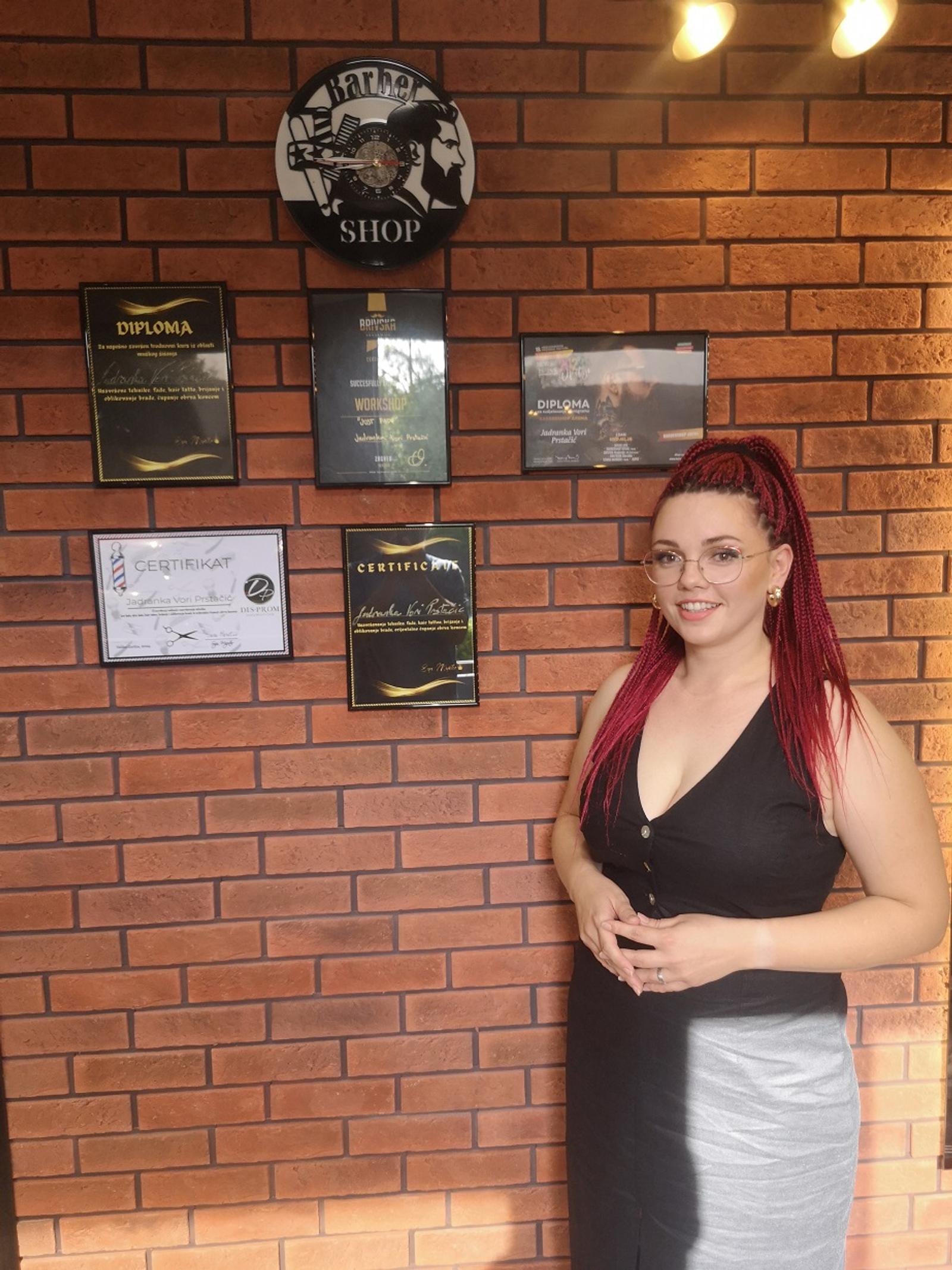 Otvoren Barberaj – frizerski salon za muškarce - fotografija 3