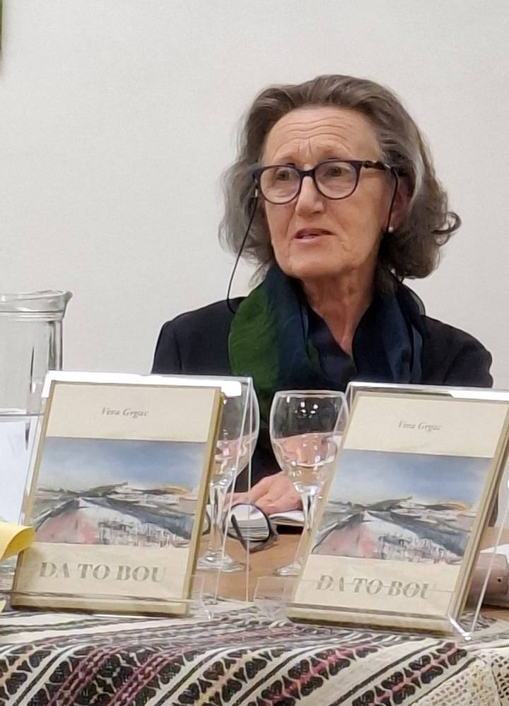 Vera Grgac predstavila novu zbirku „Da to bou“ - fotografija 1