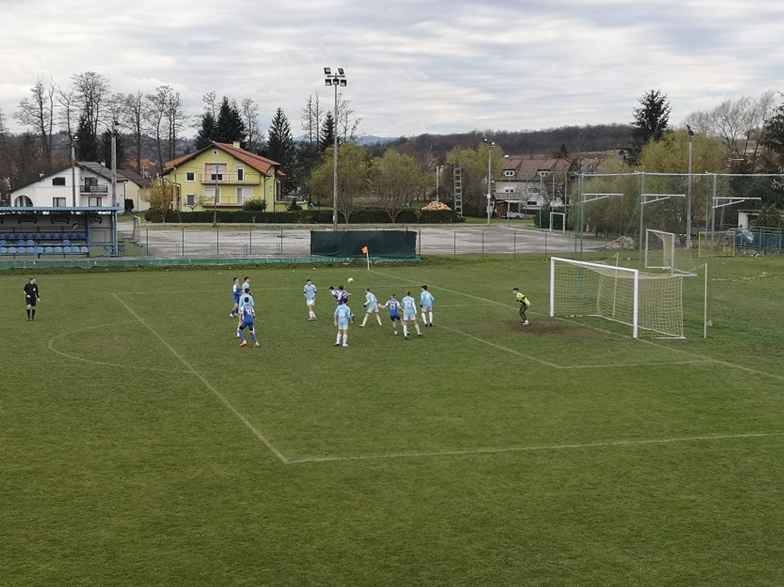 Nogomet – Bistra poražena u Samoboru - fotografija 5
