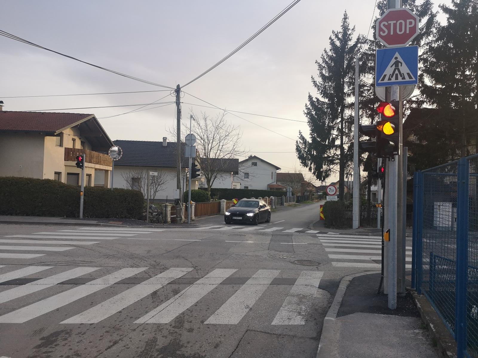 Sigurnost u prometu – u Bistri proradio prvi semafor - fotografija 5