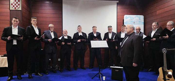 MPZ Bistrani - nastup u Krapinskim Toplicama - fotografija 1
