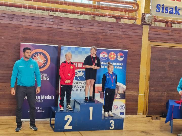 HK Bistra - žetva medalja u Sisku - fotografija 3