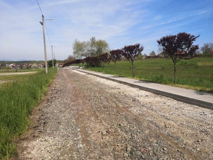 Proljeće na bistranskim prometnicama - fotografija 1