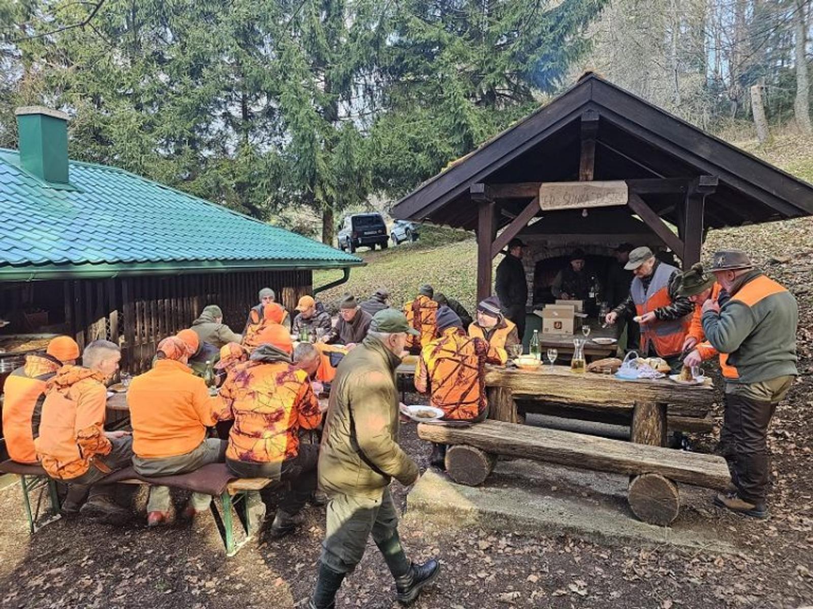 LD Šljuka – godinu priveli kraju lovom za goste - fotografija 2