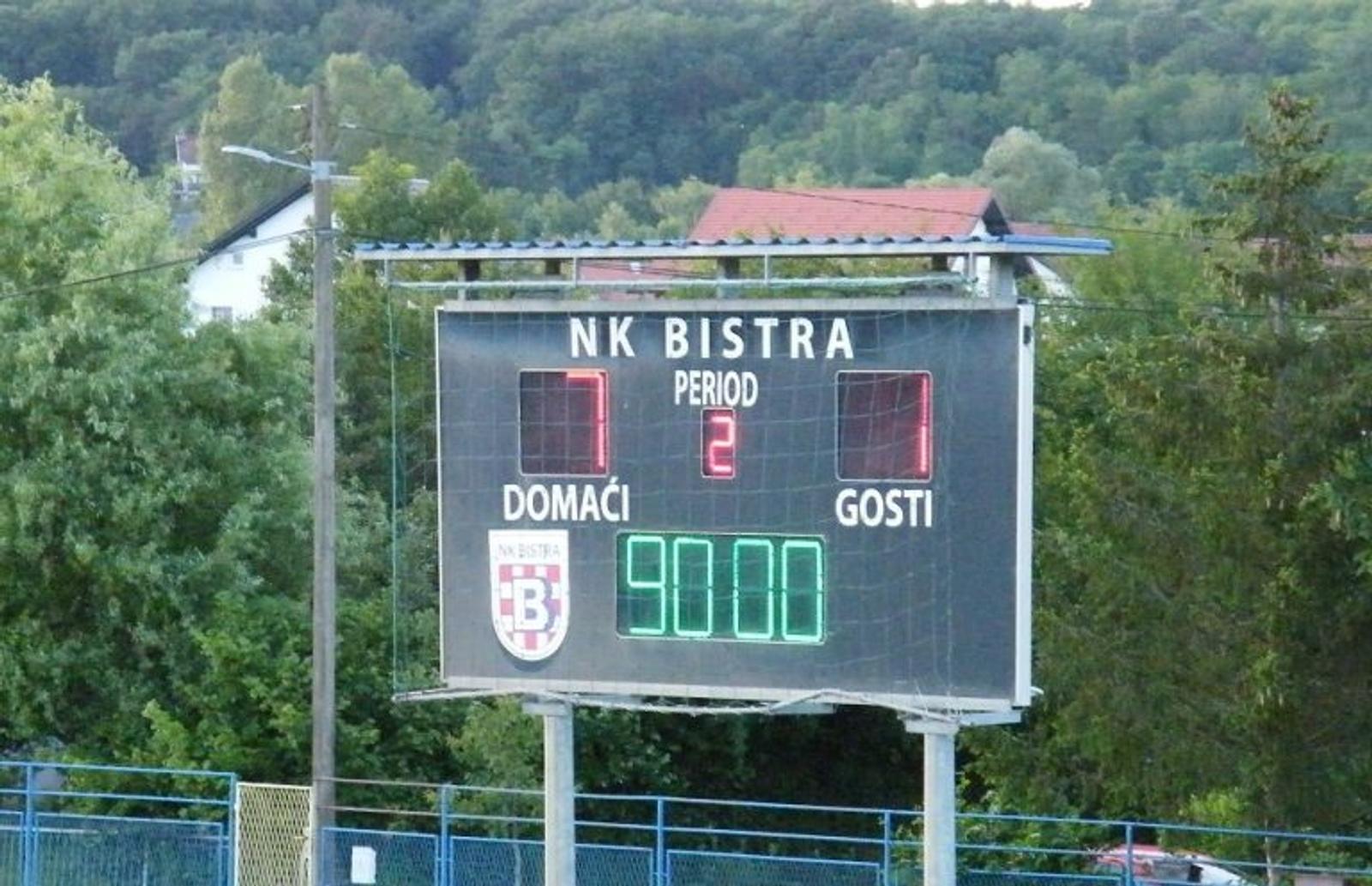 Nogomet – Bistra pobjedom zaključila sezonu - fotografija 5