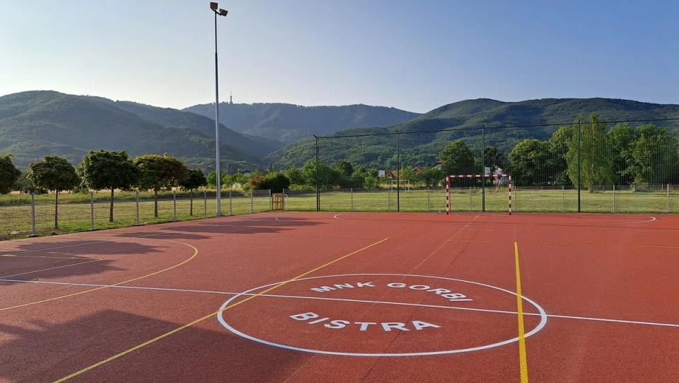 Uređenje sportskog igrališta u Gornjoj Bistri