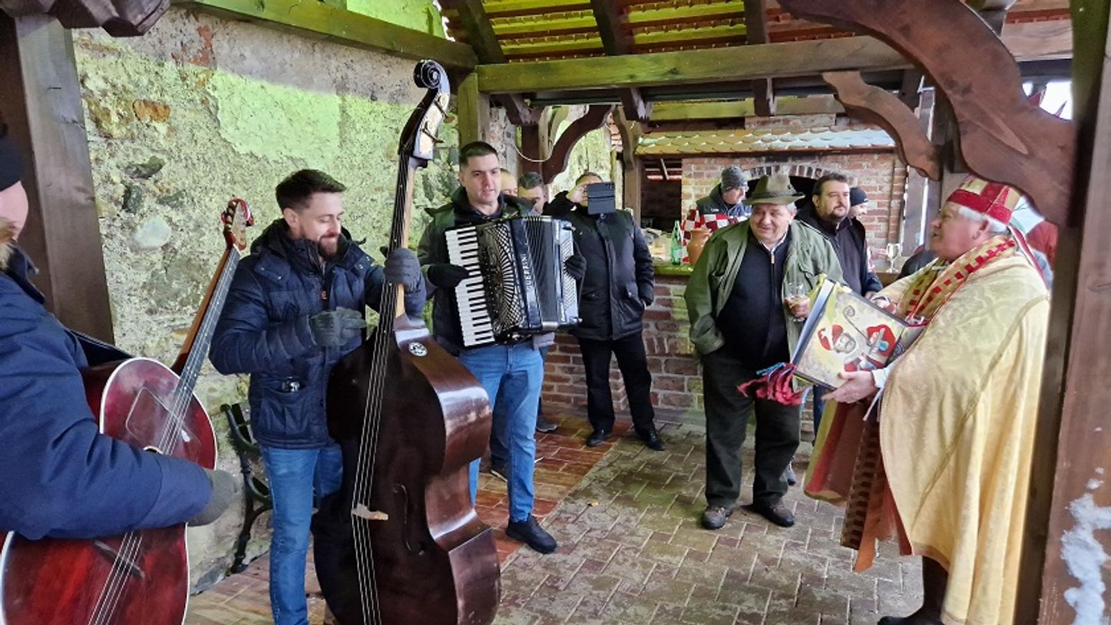 Bistranski vinogradari obilježili Vincekovo - fotografija 6