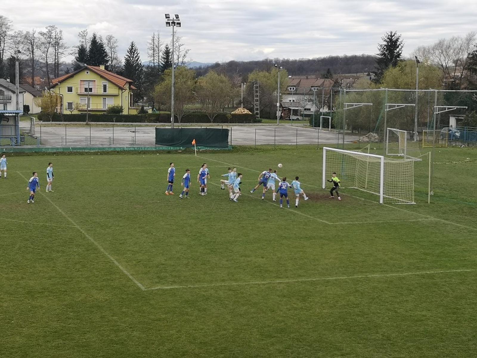 Nogomet – Bistra poražena u Samoboru - fotografija 2