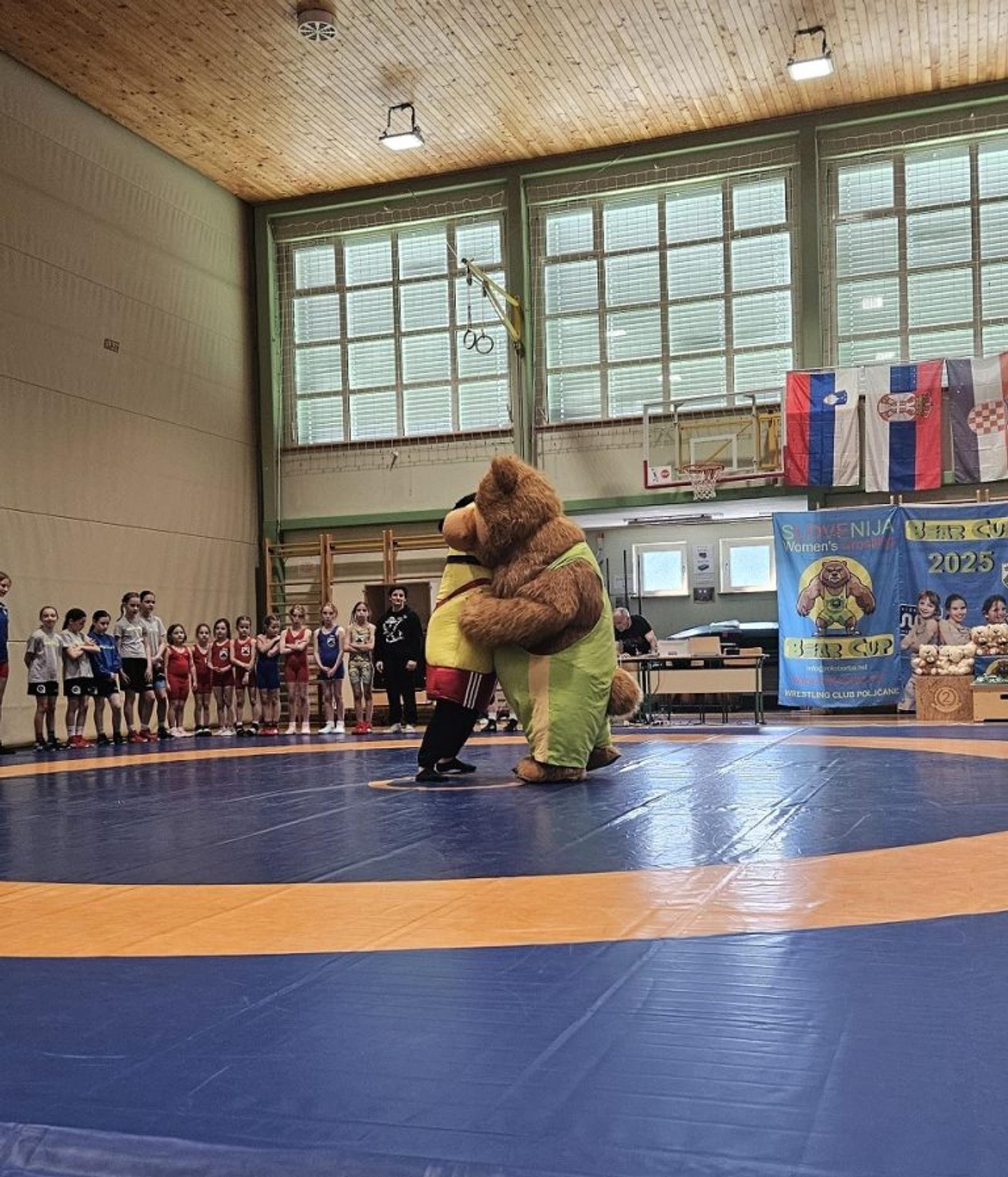 HK Bistra – 3 hrvačice izborile 3 srebrne medalje - fotografija 3