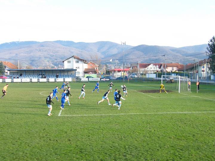 NK Bistra – kadetkinje i seniori zaključili prvenstvo pobjedama - fotografija 2