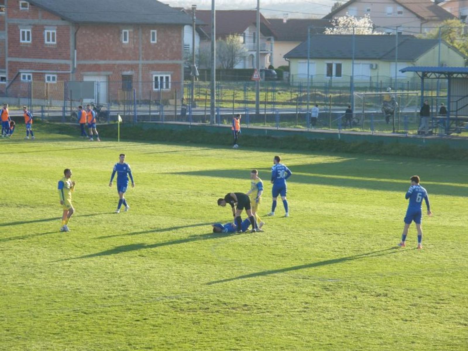 Nogomet – Bistra lovi priključak sa sredinom ljestvice - fotografija 3