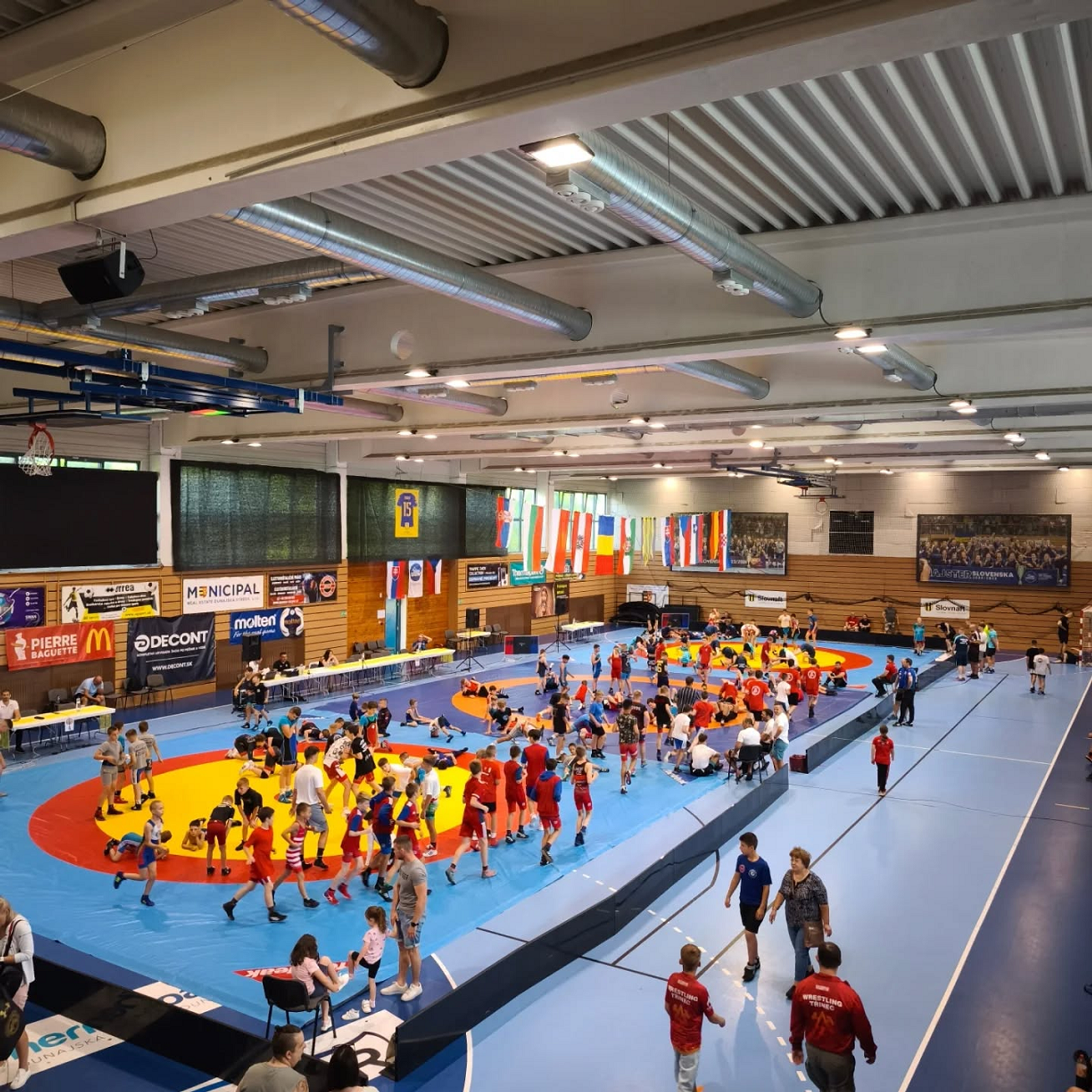 HK Bistra – u Slovačkoj „uzeli“ dvije medalje pa otišli na zasluženi odmor - fotografija 1