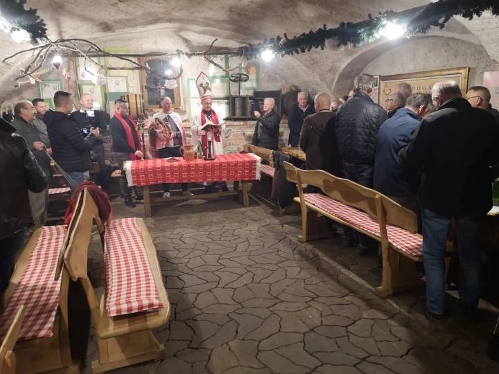 Udruga vinogradara obilježila Martinje - fotografija 4
