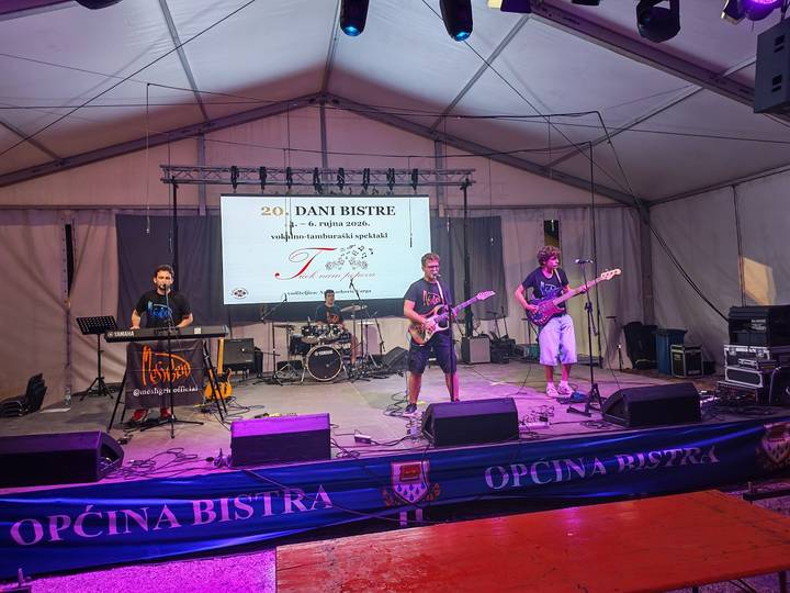 Dani Bistre zaključeni tamburaško-vokalnim programom Tiček nam popeva - fotografija 1